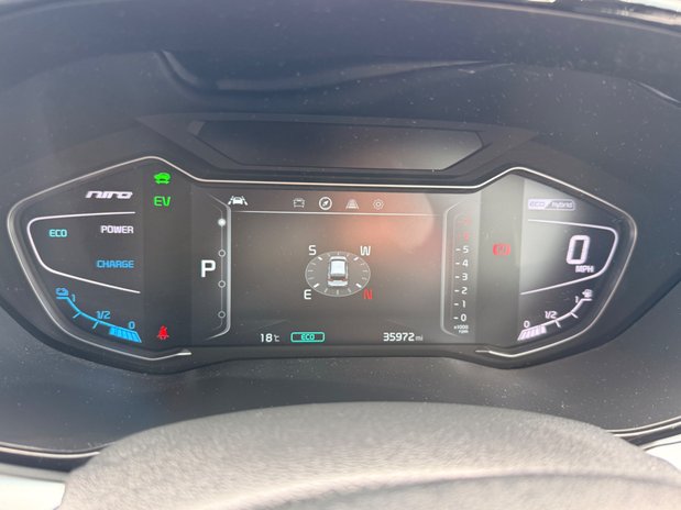 Kia Niro 3 24