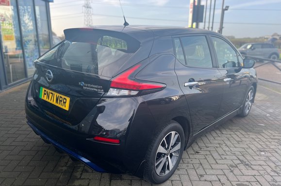 Nissan LEAF ACENTA AUTOMATIC 8