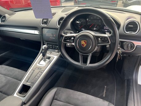 Porsche 718 CAYMAN PDK 26