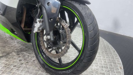 Kawasaki Ninja 2010 24K 33BHP 250CC SPORTS BIKE PROJECT SPARES OR REPAIR 7