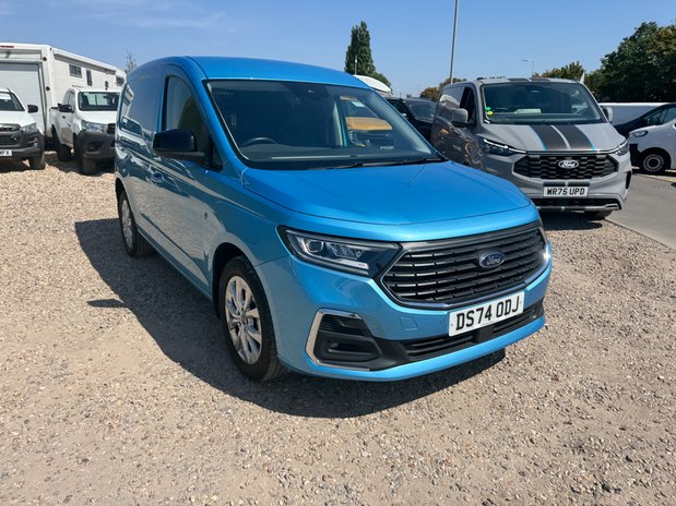 Ford Transit Connect AUTO SWB L1H1 Low Roof Limited Air Con Alloys Sens 4