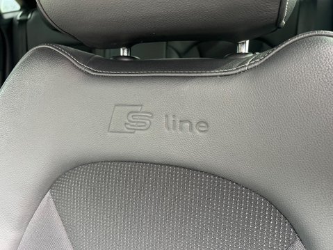 Audi A1 1.4 TFSI S line Sportback S Tronic Euro 5 (s/s) 5dr 31