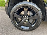 Land Rover Defender 3.0 D250 MHEV X-Dynamic SE Auto 4WD Euro 6 (s/s) 3dr 44