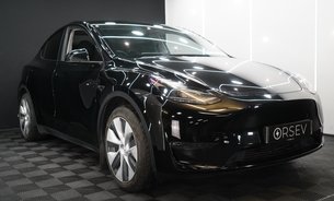 Tesla Model Y LONG RANGE AWD Comfort Suspension GROK AI One Owner Adaptive LEDs VAT Q 8