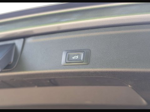 Audi A4 2.0 A4 Black Edition 35 TFSI MHEV Semi-Auto 5dr 43