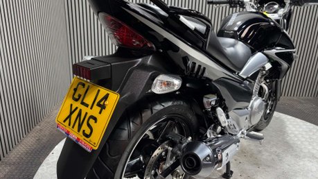 Suzuki Inazuma GW 2014 ONLY 6K MOT SEPTEMBER 2027 WARRANTY A2 READY 250CC 39