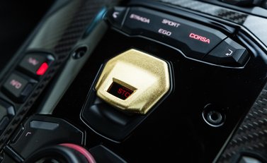 Lamborghini Aventador S LP 740-4 19