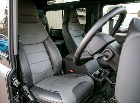 Land Rover Defender 90 Autobiography Edition 12