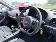 Audi A3 1.6 TDI S LINE 10