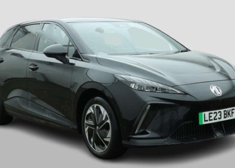 MG MG4 64kWh Trophy Long Range Hatchback 5dr Electric Auto (203 ps) 1