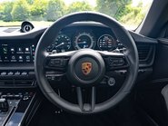 Porsche 911 Carrera GTS PDK 12