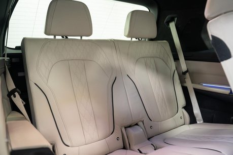 BMW X7 M50d SUV 3.0 Automatic Diesel 13