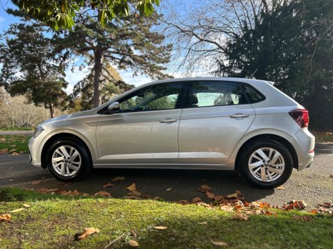 Volkswagen Polo LIFE TSI DSG 18