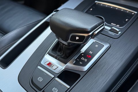 Audi SQ5 TDI QUATTRO MHEV - COMFORT & SOUND PACK - FULL AUDI SERVICE HISTORY  46