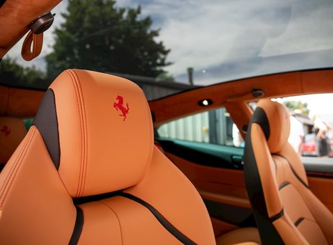 Ferrari GTC4 Lusso 21