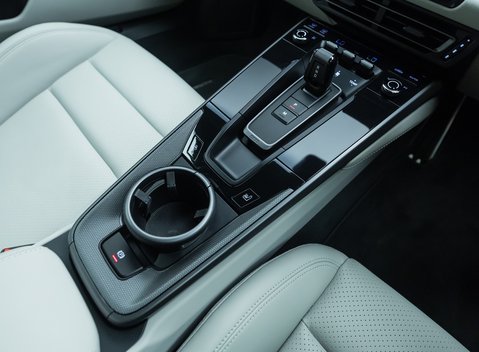 Porsche 911 Carrera S (992) 20