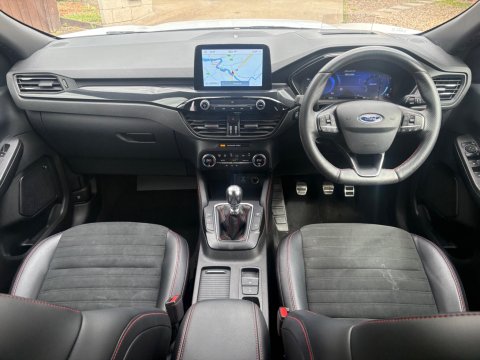 Ford Kuga ST-LINE FIRST EDITION 14