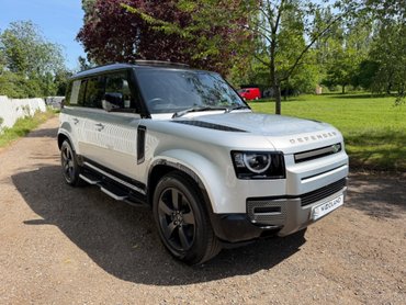 Land Rover Defender X-DYNAMIC S MHEV