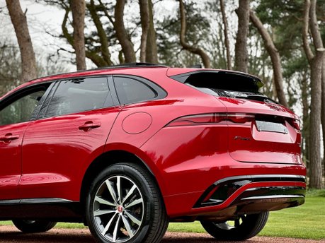 Jaguar F-Pace R-DYNAMIC BLACK 28