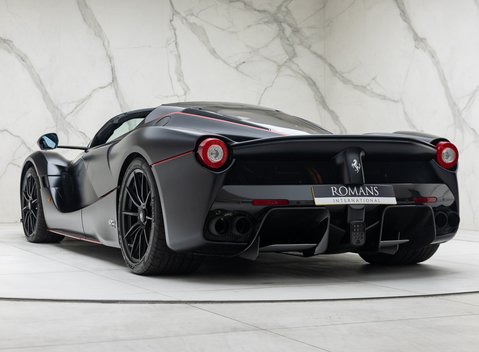 Ferrari LaFerrari Aperta 16
