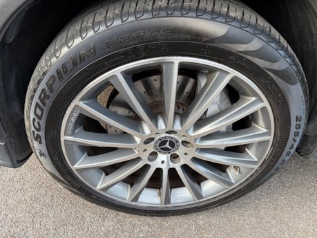 Mercedes-Benz GLC 3.0 GLC350d V6 AMG Line (Premium Plus) SUV 5dr Diesel G-Tronic 4MATIC 19