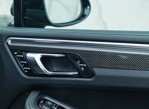 Porsche Macan GTS 31