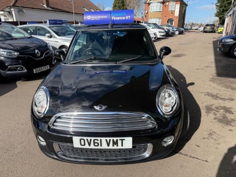 Mini Convertible 2.0 Cooper D Auto Euro 5 2dr 4