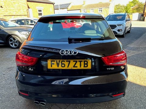 Audi A1 TFSI SPORT NAV 4