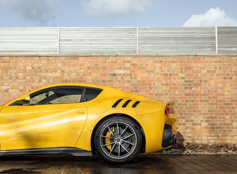 Ferrari F12 TDF 33