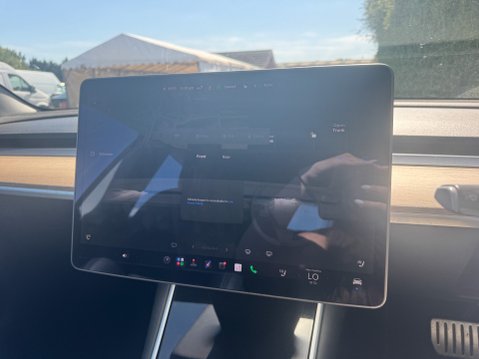 Tesla Model 3 (Dual Motor) Performance Saloon 4dr Electric Auto 4WDE (Performance Upgrade 28