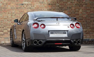 Nissan GT-R 550 Recaro Edition 9