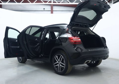 Mercedes-Benz GLA 1.6 GLA180 GPF Urban Edition SUV 5dr Petrol 7G-DCT Euro 6 (s/s) (122 ps) 57