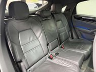 Porsche Cayenne 3.0T V6 Coupe 5dr Petrol TiptronicS 4WD Euro 6 (s/s) (340 ps) 42