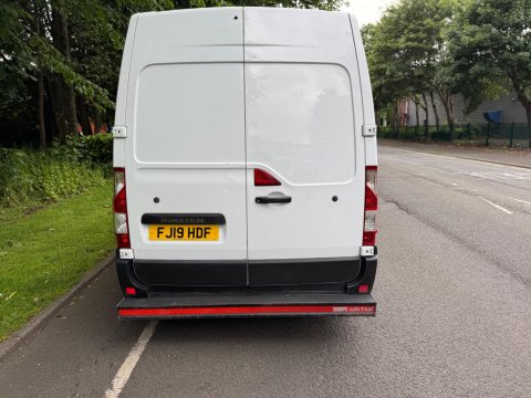Renault Master 2.3 dCi MM35 Temperature Controlled 4dr Diesel Manual FWD L2 H2 (221 g/km, 2