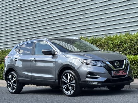 Nissan Qashqai DIG-T N-CONNECTA DCT
