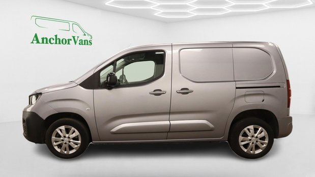 Peugeot Partner AUTO SWB L1H1 Low Roof Asphalt Air Con Alloys Sensors Cam EURO 6 NO VAT 7