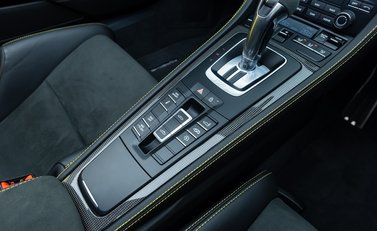 Porsche 718 SPYDER 22
