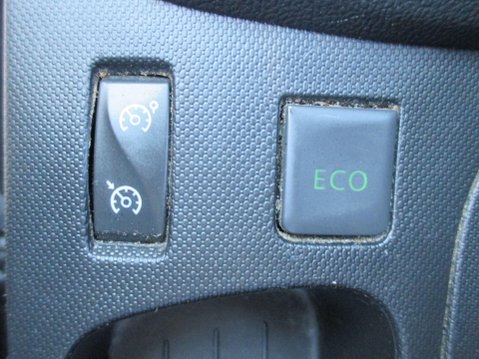 Renault Captur 0.9 TCe ENERGY Dynamique S Nav Euro 6 (s/s) 5dr 37
