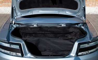 Aston Martin V12 Vantage S Roadster 34