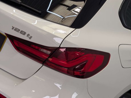 BMW 1 Series 2.0 128ti Auto 5dr 41