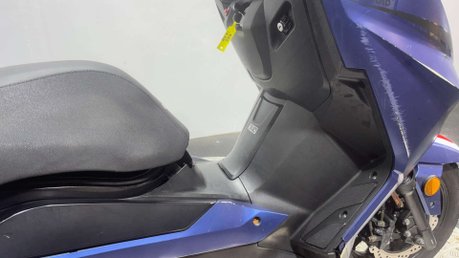 Lexmoto Apollo 2021 13K PROJECT MAXI SCOOTER 125CC LEARNER 7