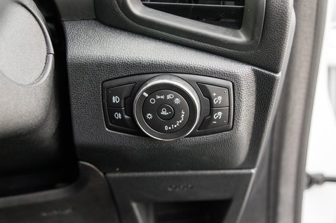 Ford Ecosport ST-LINE 15