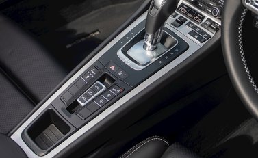 Porsche 911 Turbo Cabriolet (991.2) 21