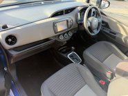 Toyota Yaris VVT-I ICON 8