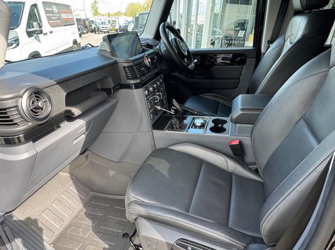 Ineos Grenadier FIELDMASTER EDITION 48