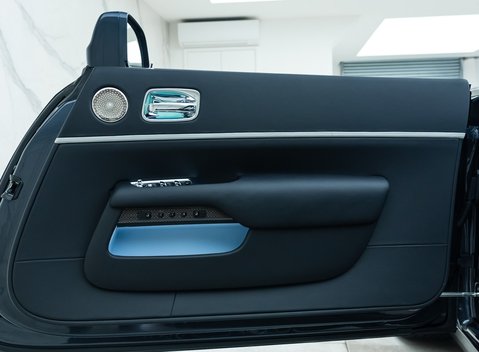 Rolls-Royce Dawn Black Badge 25