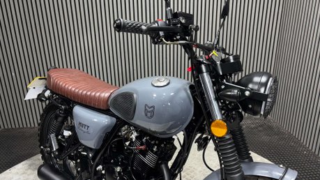Mutt Hilts 2021 ONLY 529 MILES 1 OWNER WARRANTY 125CC SCRAMBLER 20