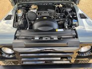 Land Rover Defender TD XS URBAN TRUCK CO 77