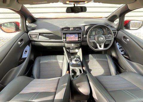 Nissan LEAF N-CONNECTA 13