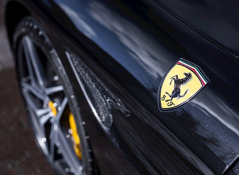 Ferrari California T HS 29